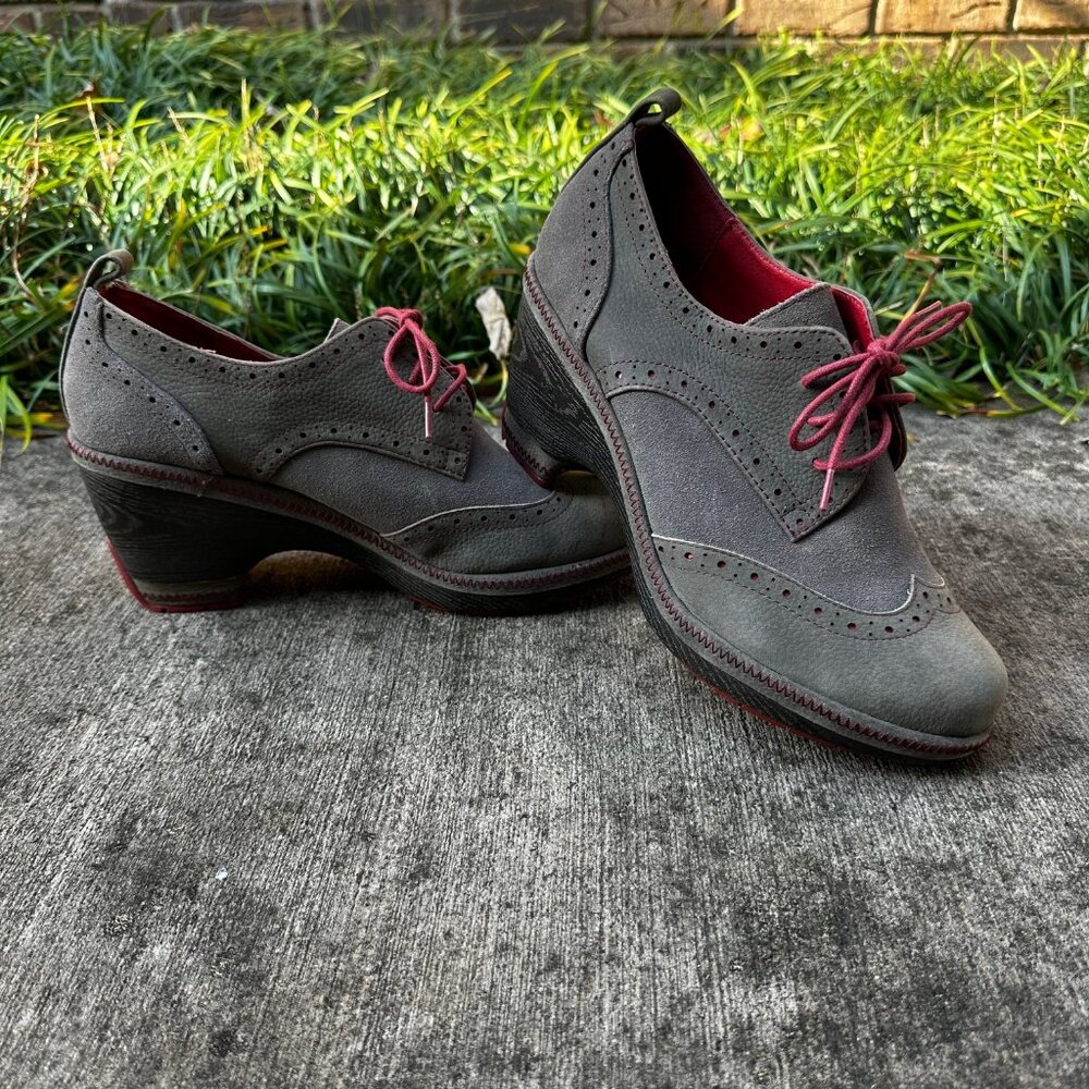 Jambu Suede Leather Wingtip Oxford Shoes Women's 9.5 Grey Chunky Wedge Soles Y2K